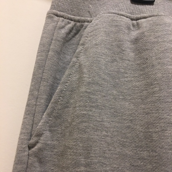 ♦️NWT♦️Plus Grey Lace Up Front Joggers - Picture 3 of 6